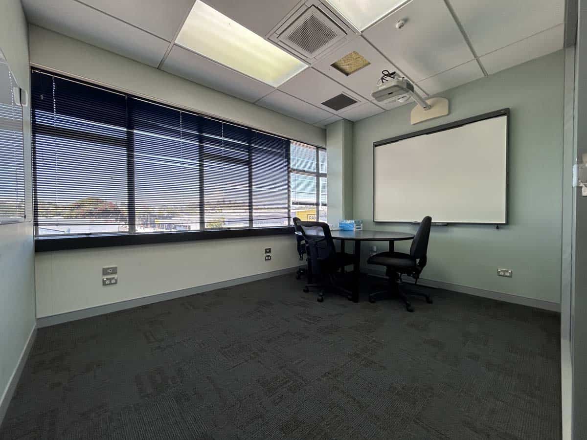 L2 EW, 214 D.East 16 L2 EW, 214 D.East 16