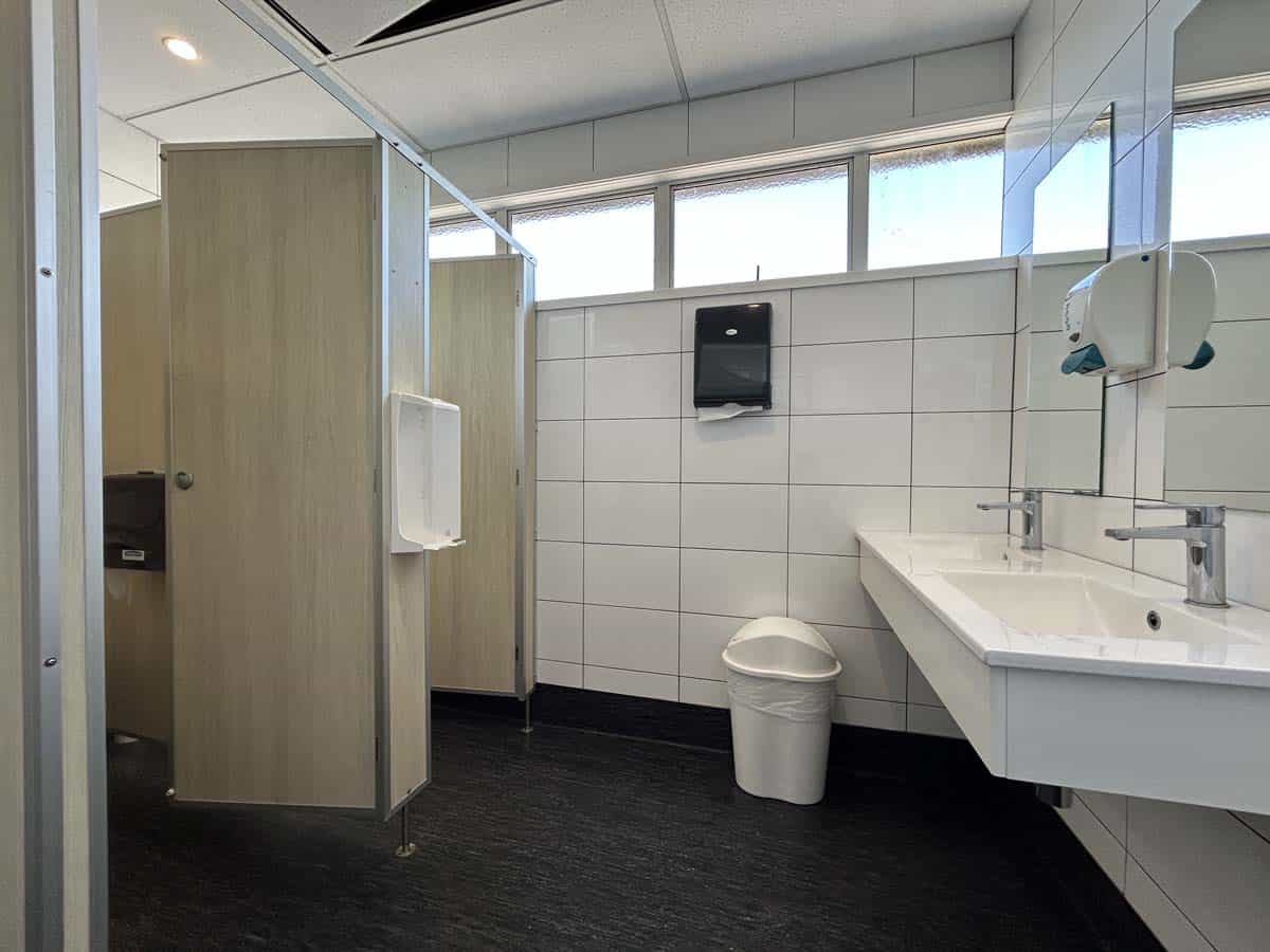 L2 EW, 214 D.East 19 L2 EW, 214 D.East 19