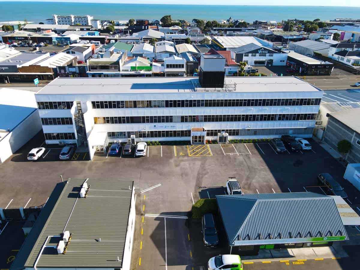 L2 EW, 214 D.East 2 L2 EW, 214 D.East 2