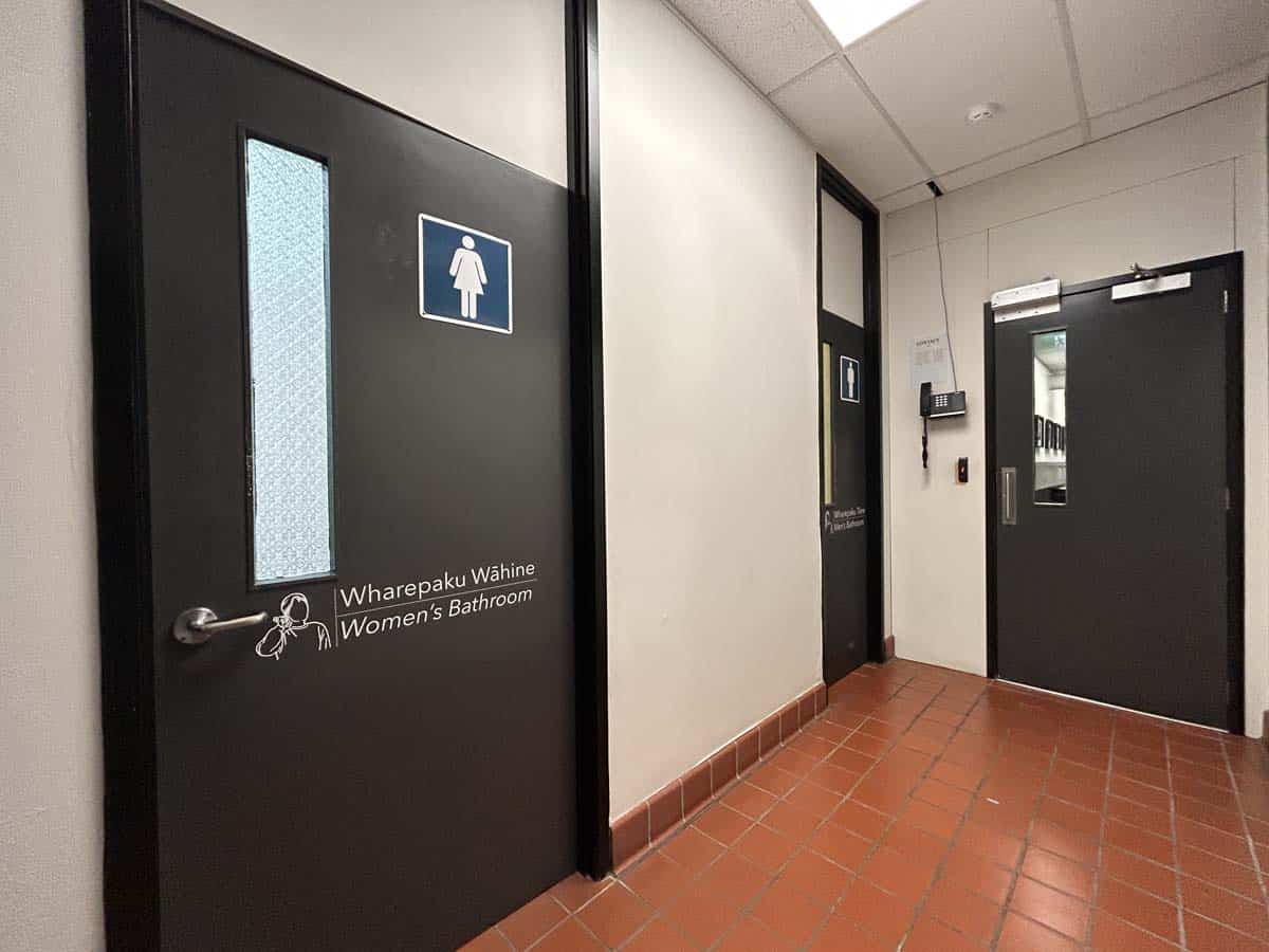 20 Kingsford Smith 11 20 Kingsford Smith 11