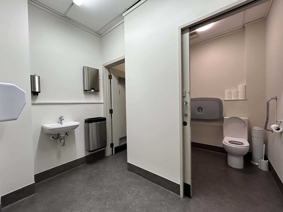 20 Kingsford Smith 12 20 Kingsford Smith 12