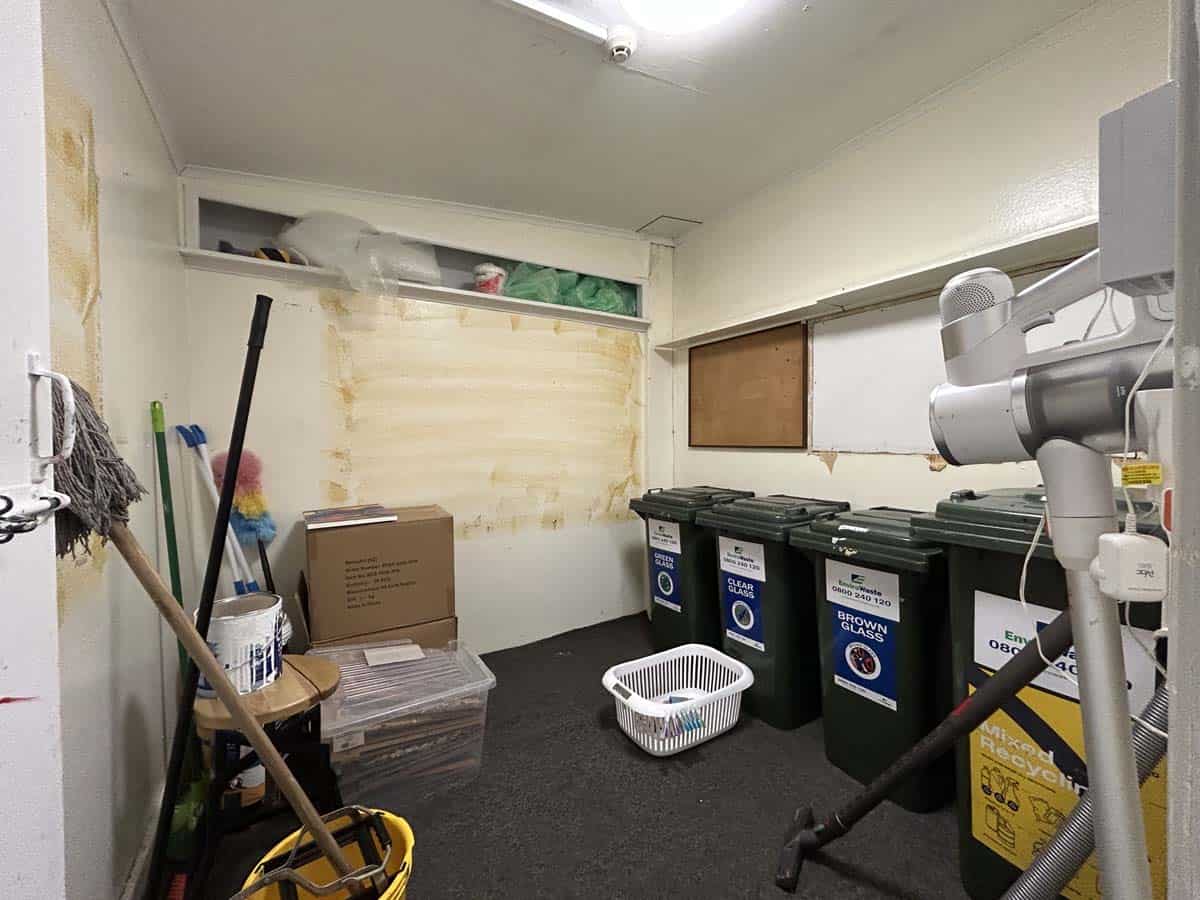 East Retail 10 East Retail 10