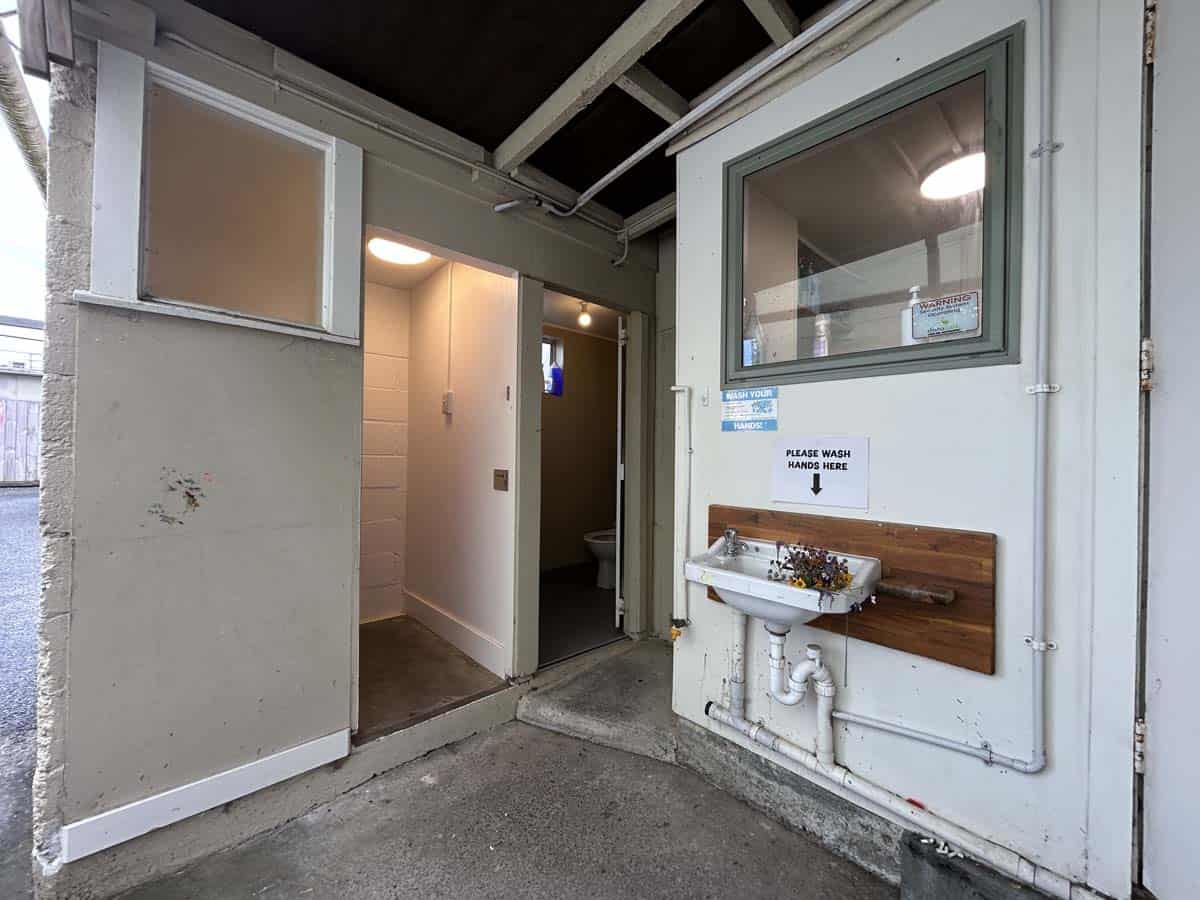 East Retail 12 East Retail 12