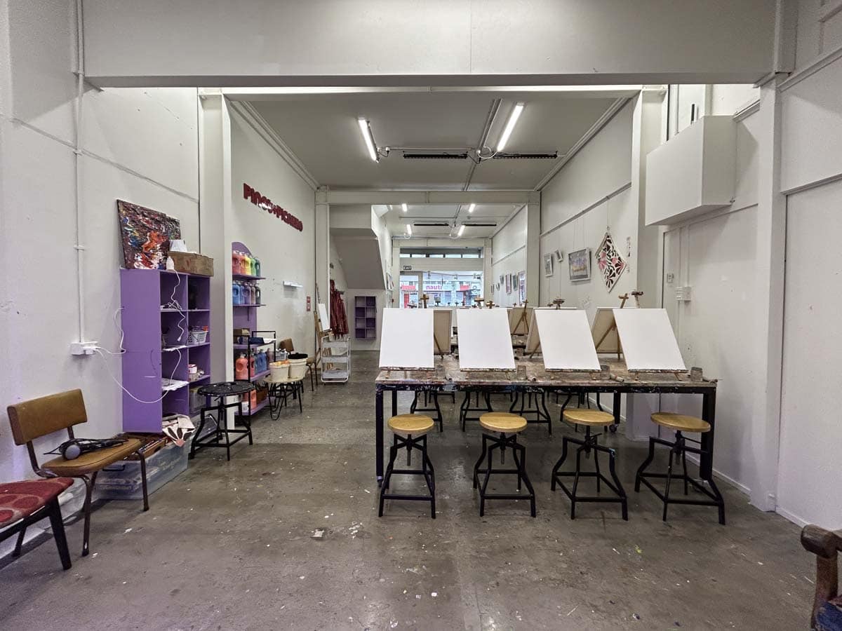 East Retail 14 East Retail 14